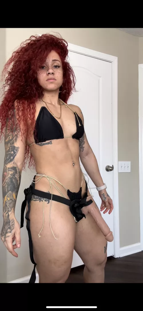 Bend over to your strap Goddess by Alexia_Richard