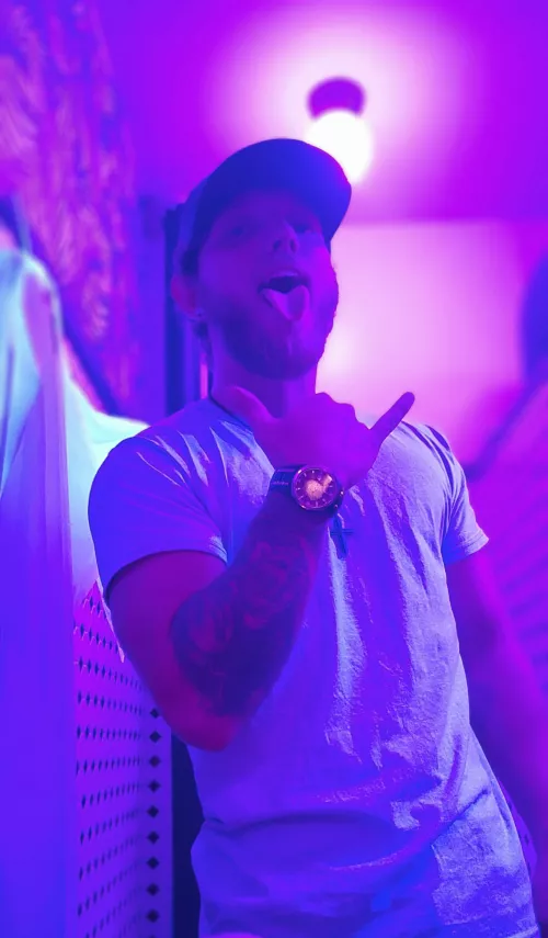 DM Open (F) by Feeling_Ride9747