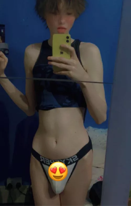 Do you like my body? ☺️💝 by Femboy4_uu_