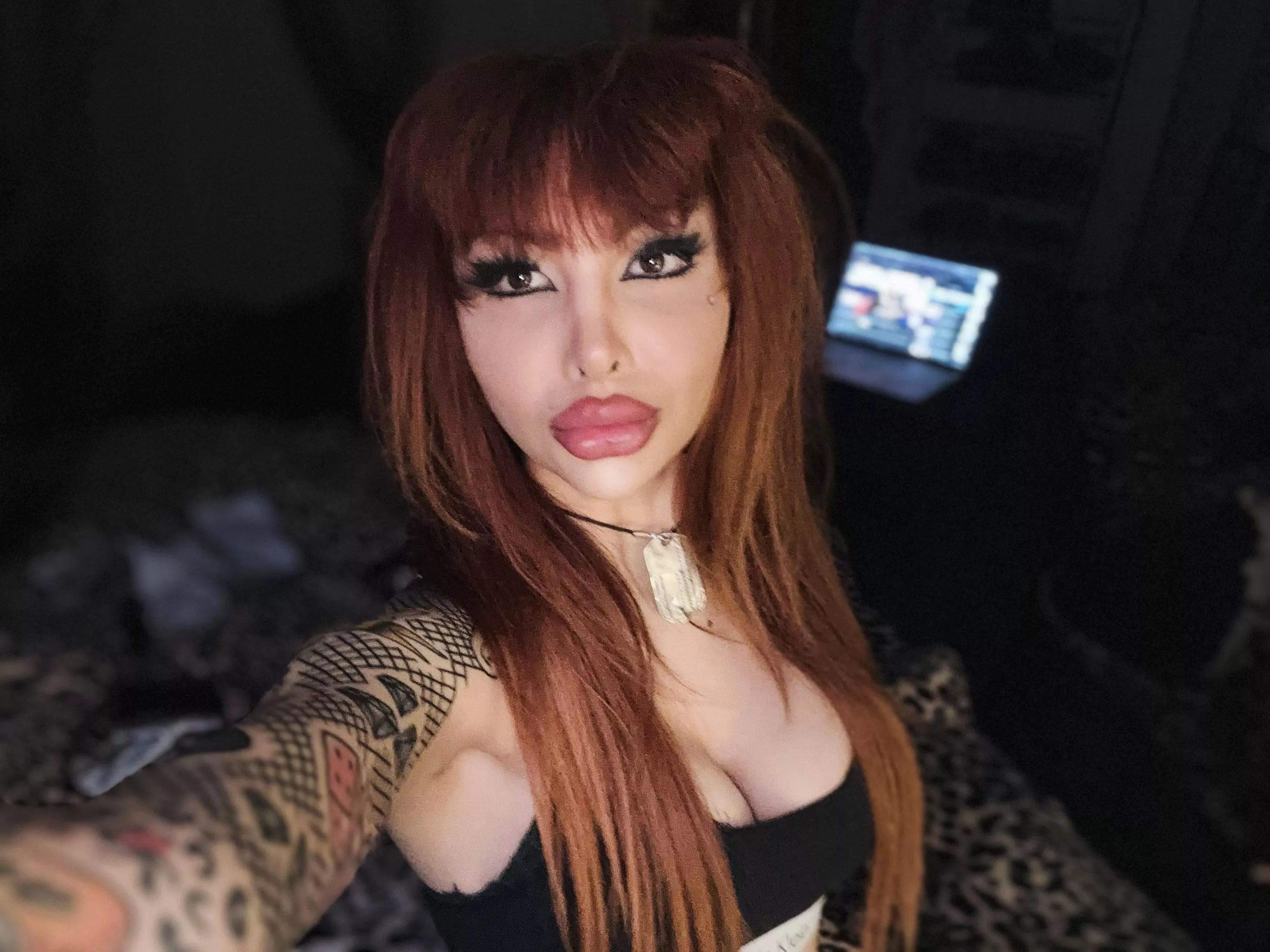 everyone loves a dolly selfie every now and then posted by bambiblak3