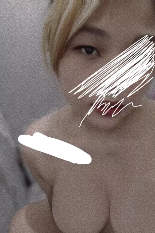 (f) Uneven boobies: Yay or Nay? by LegenwaitforitDary31