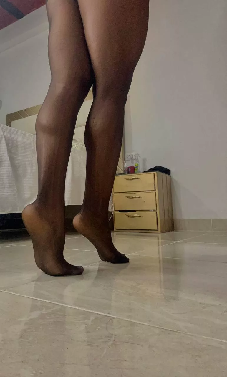 For the guys who have a calves fetish, I got you [F] posted by Clarissa_Joan