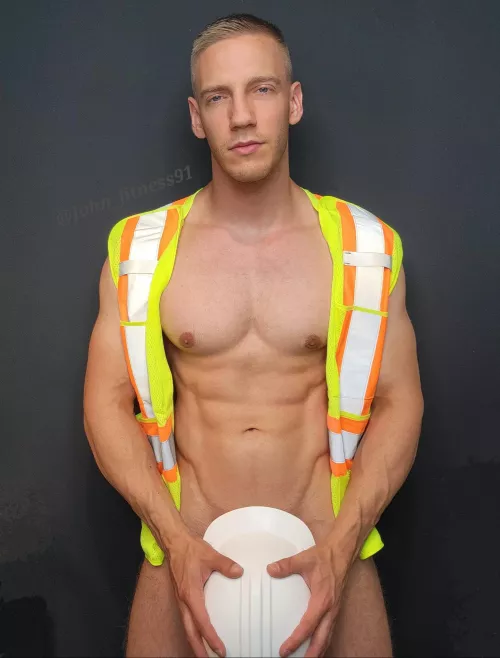 Handy man to your rescue 🛠 by John_fitness91