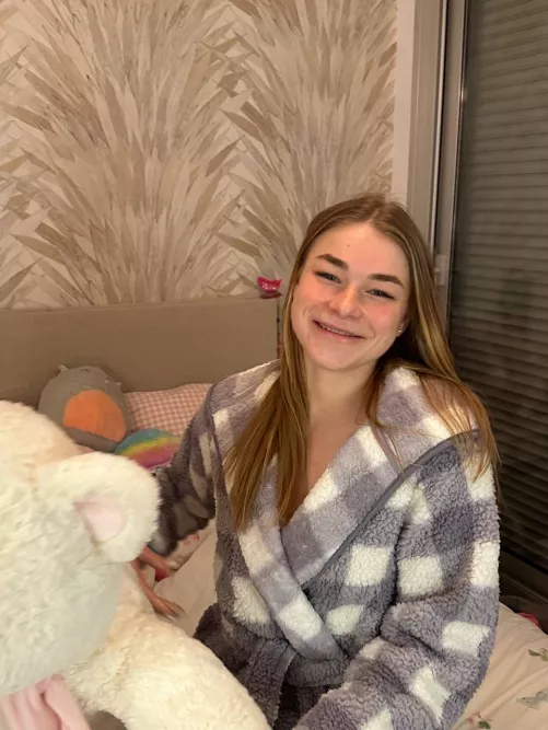 Hello there... by visokogaq