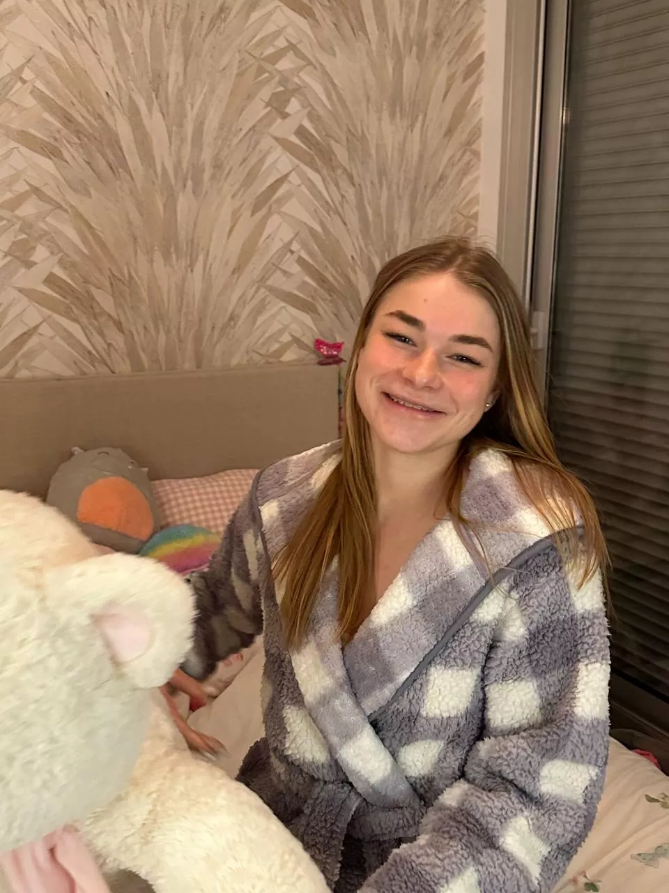 Hello there... posted by visokogaq