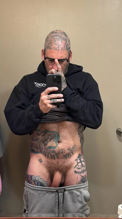 Hi, it’s a rainy Monday here. by toothlessterror