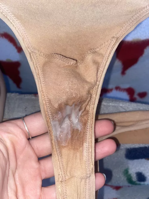 How’s your Monday? by ellynberry