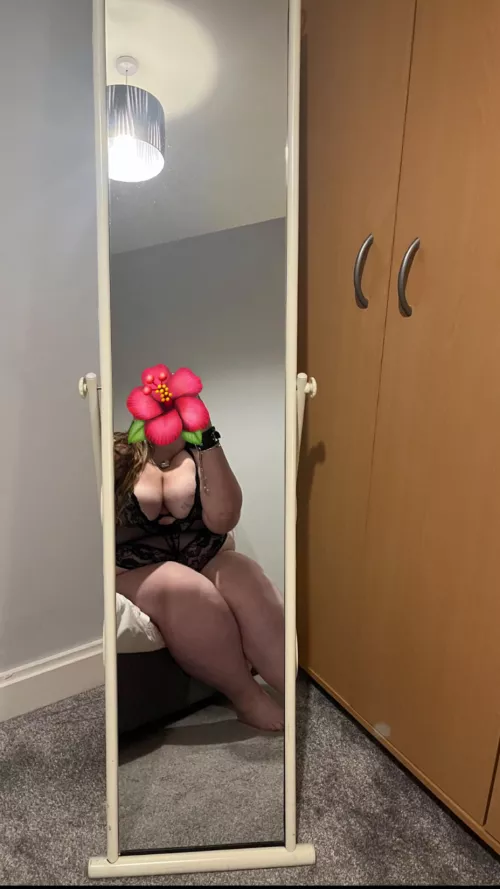 I (21f) want to be a good girl so badly 🥰 by plusizeandpan