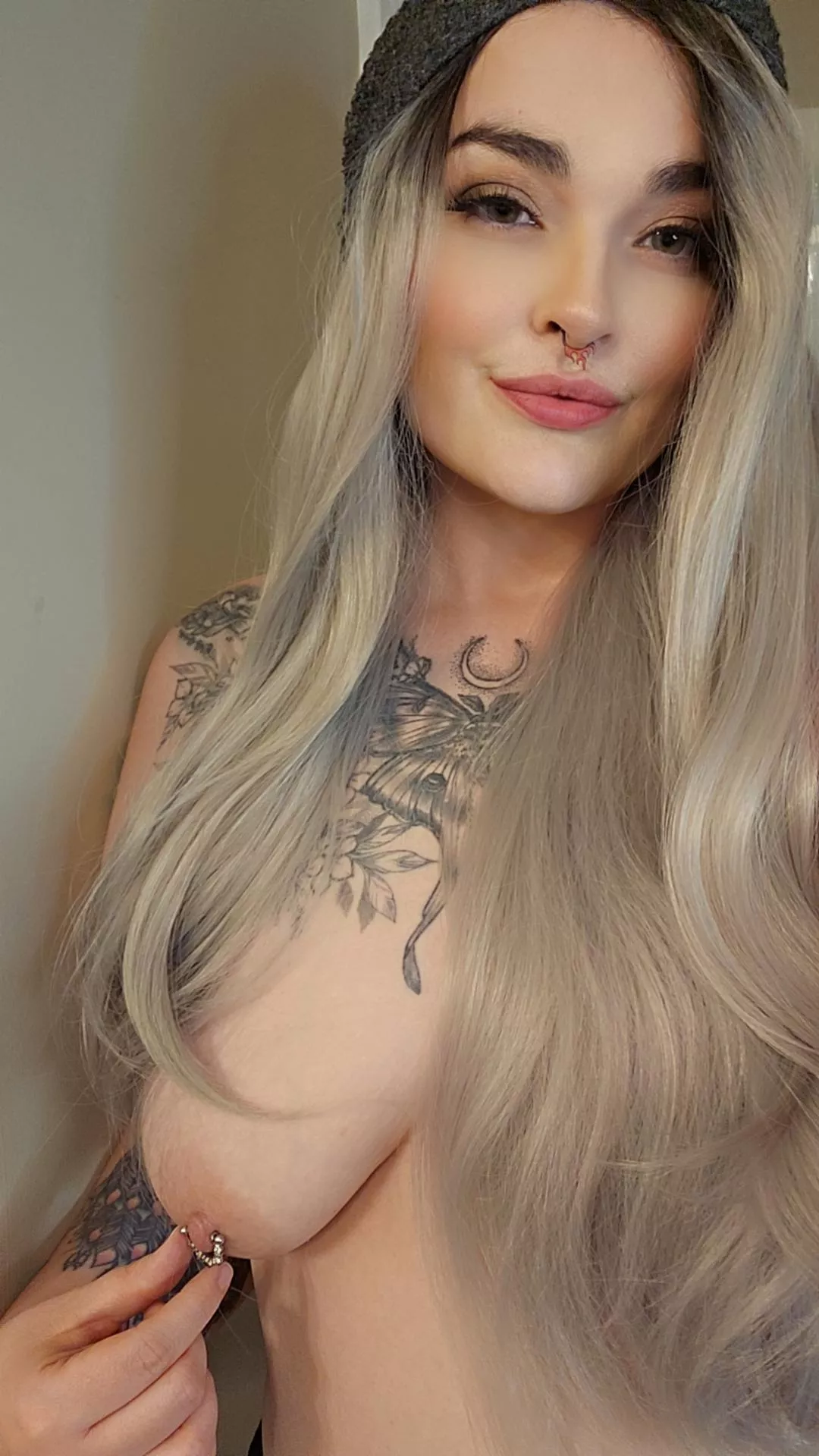 I can be your little play thing.. posted by TaxasSky94