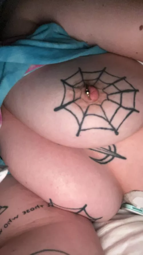 i love showing off by dadddyslut