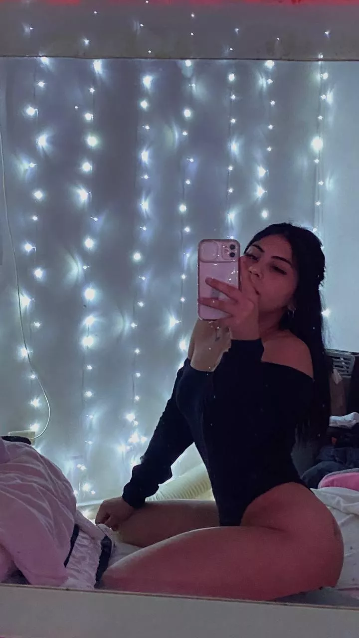 i'd be ur genie for today posted by Techie_Luxen