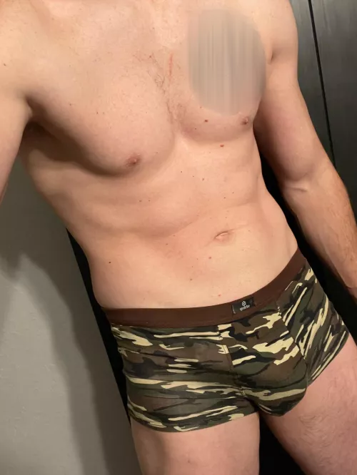 Is the camouflage working? by oli_klosehoff