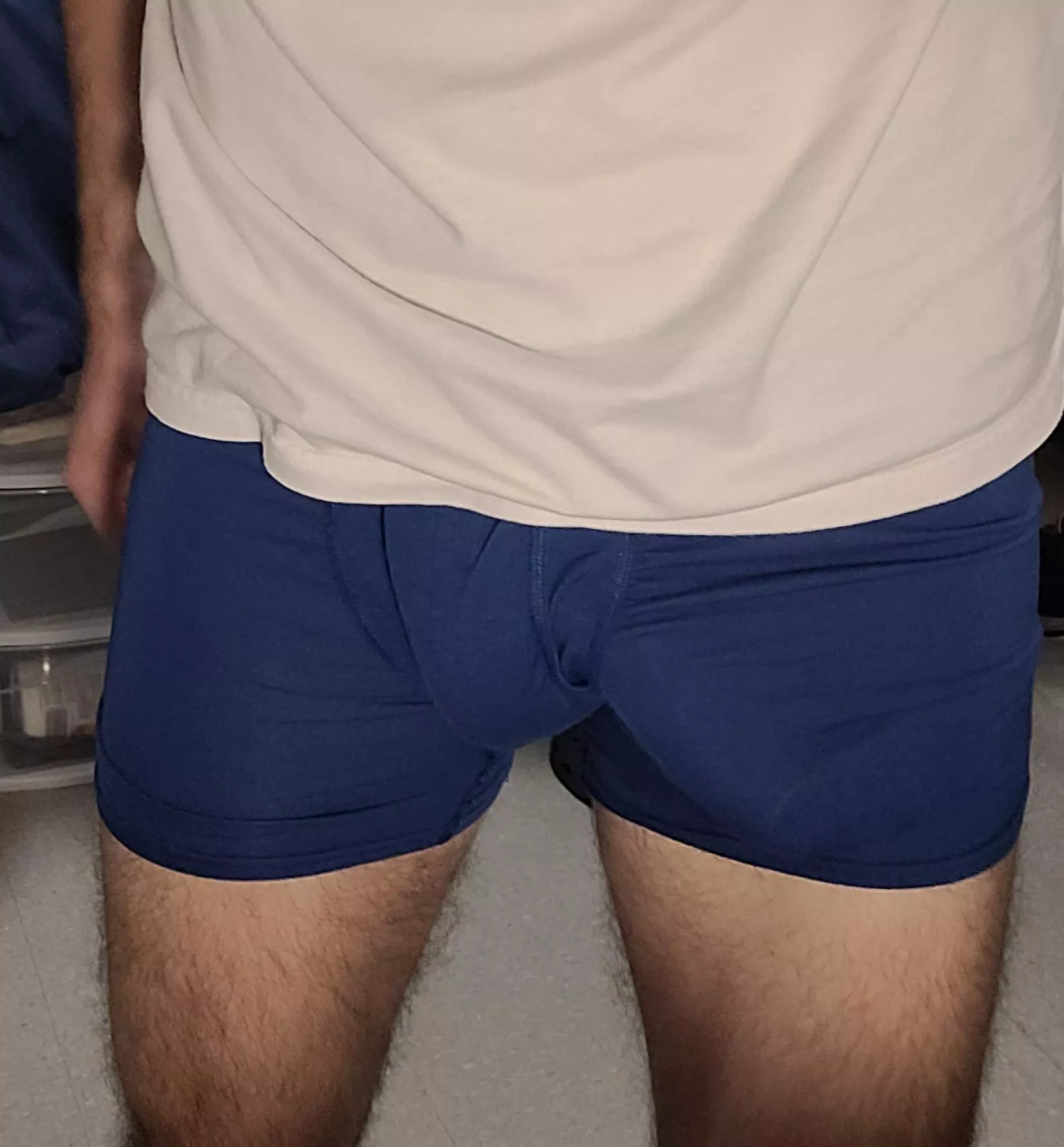 it doesn't fit in the pouch posted by nolandr0meda