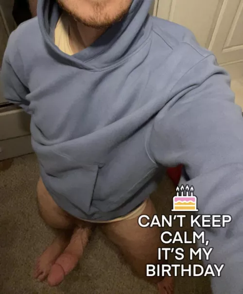 It’s my birthday today so here’s a not so little present. by yahyeet11