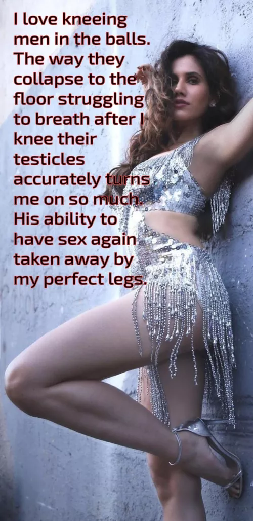 Knees by RondaRouseysSimp