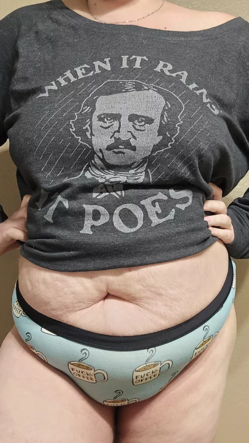 Looking a bit like a busted can of biscuits 😆 by gebamami