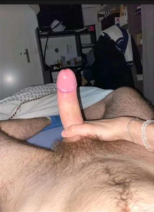 Men dm me for more ;) only 7-9+ inches by ExtremeRecognition59
