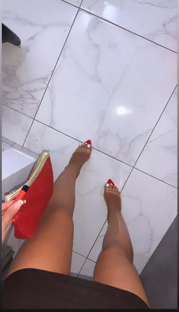 Monday Feet posted by Puzzleheaded-Form992