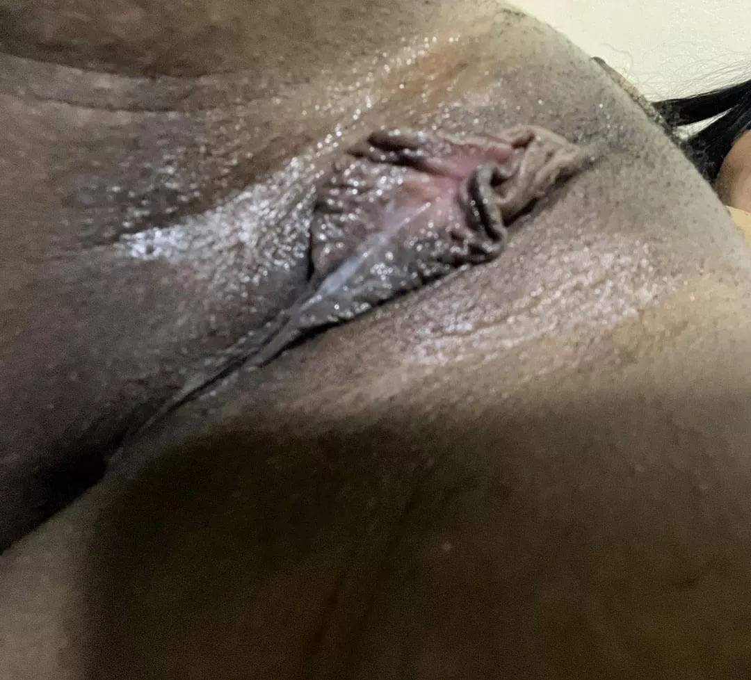 My little pussy of 18 years old posted by Keykey1212