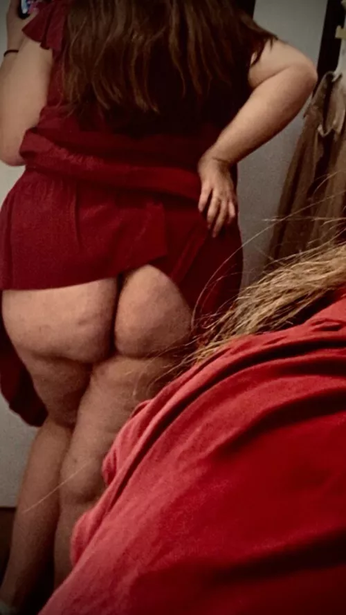 New here love cosplay and new to making hentai art by maejaye69