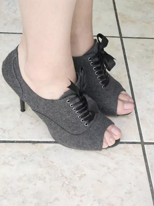 New shoes ❤️ by Lea-RA