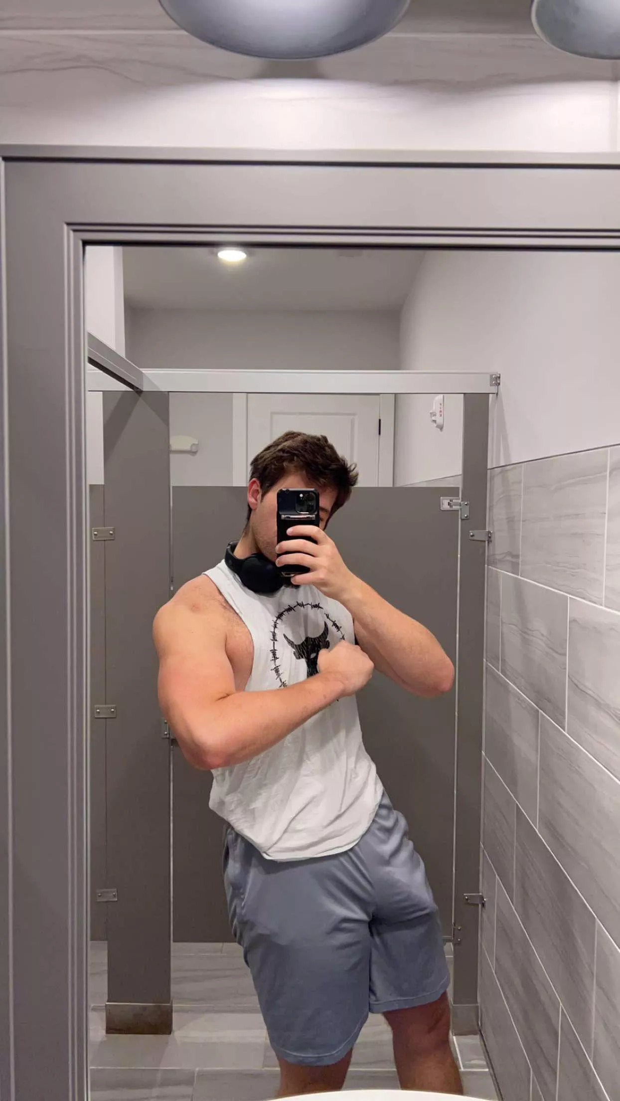 No compressions in the gym posted by VariousQuiet9437