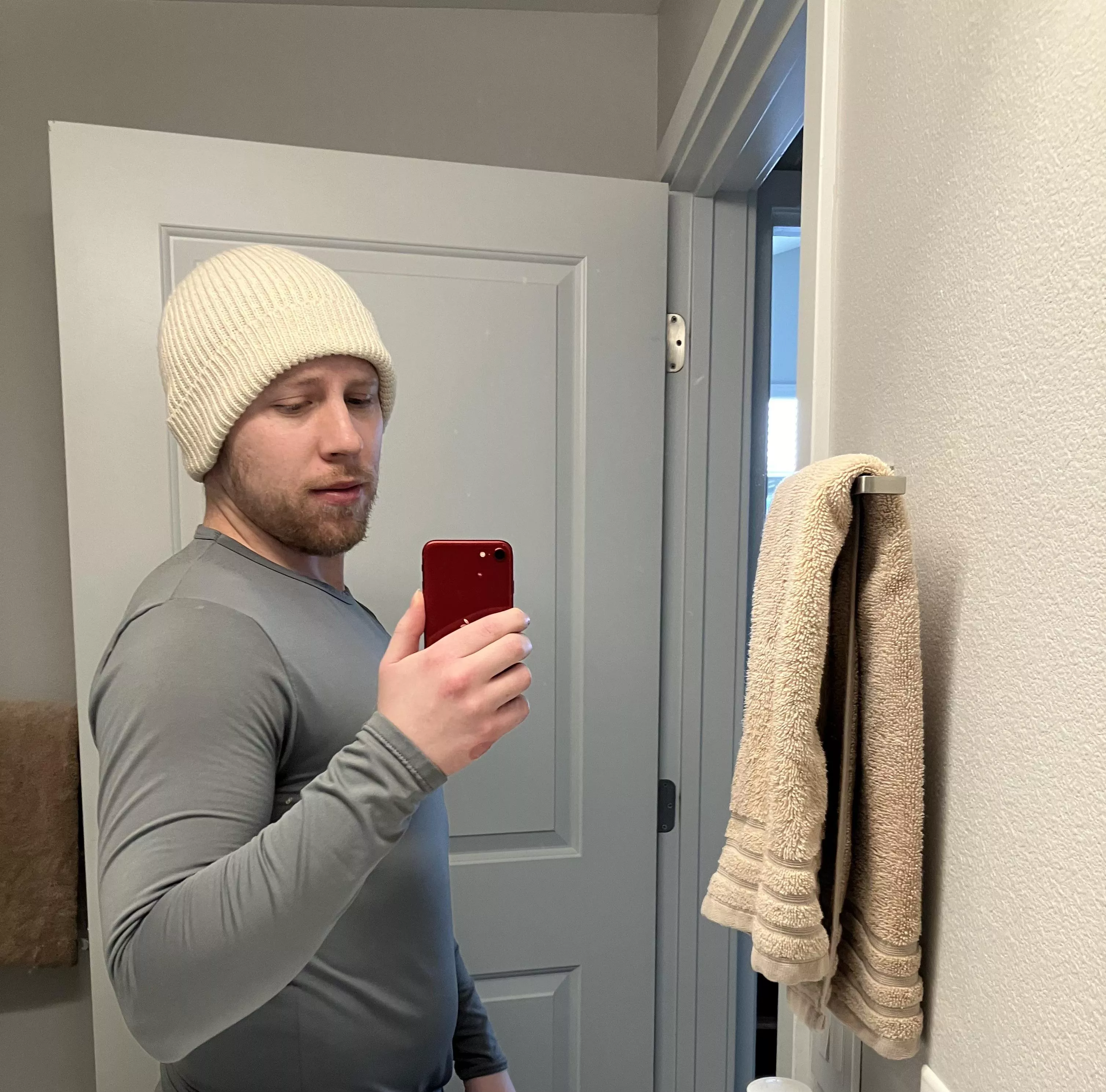 Psyching myself up to go skiing posted by Homosexshuh