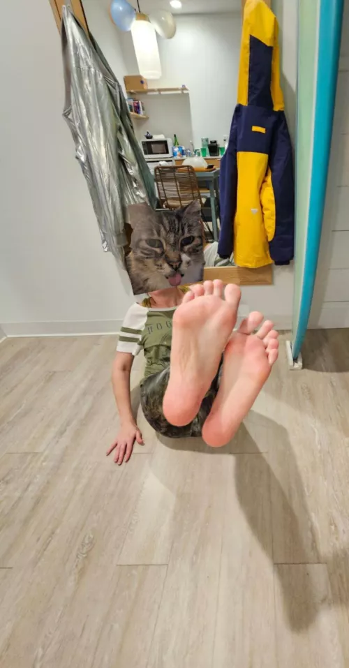 Put your face right there by KatsLuckyPaws