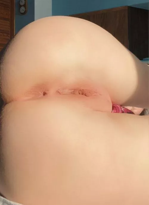 Quick shot of my juicy ass by treabo