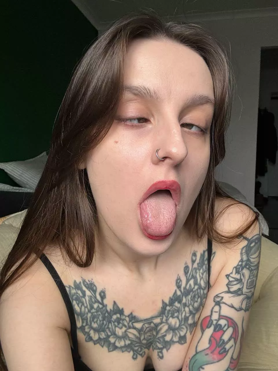 Still learning hot to do it posted by GirlHotGoddess