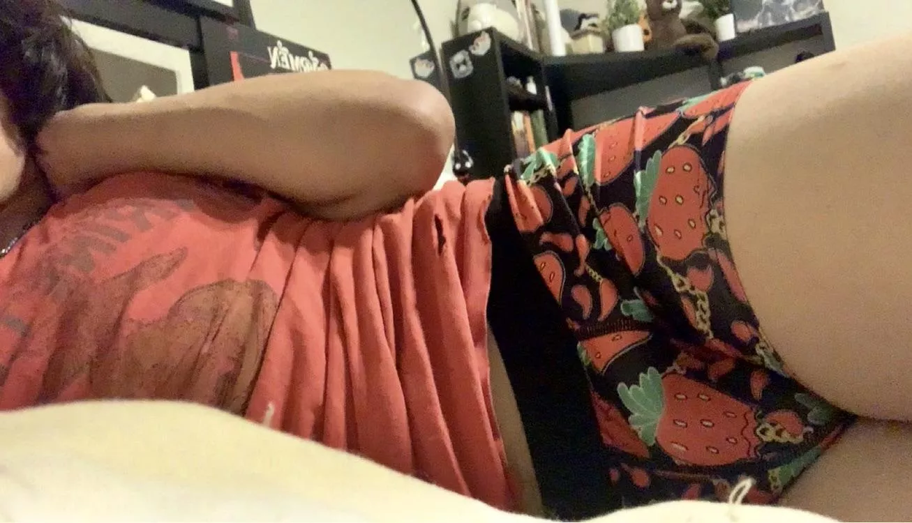 Tight but pretty comfy 😙 posted by StrawberryCookieCat