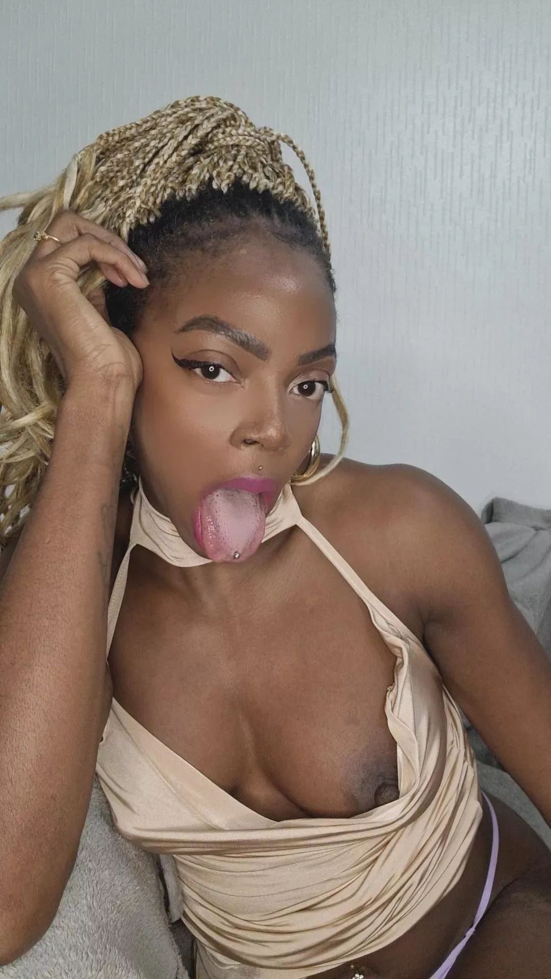 Where you sticking it first? posted by mebutmore_