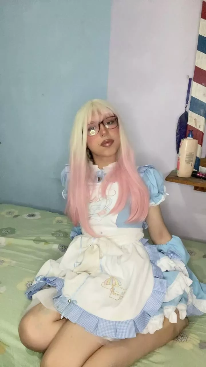 you would love to lie here darling posted by SweetNicol