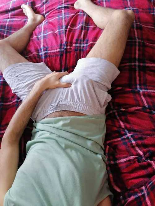 23 Need a jerk bro to get eachother off sc: side_noted by side_noted