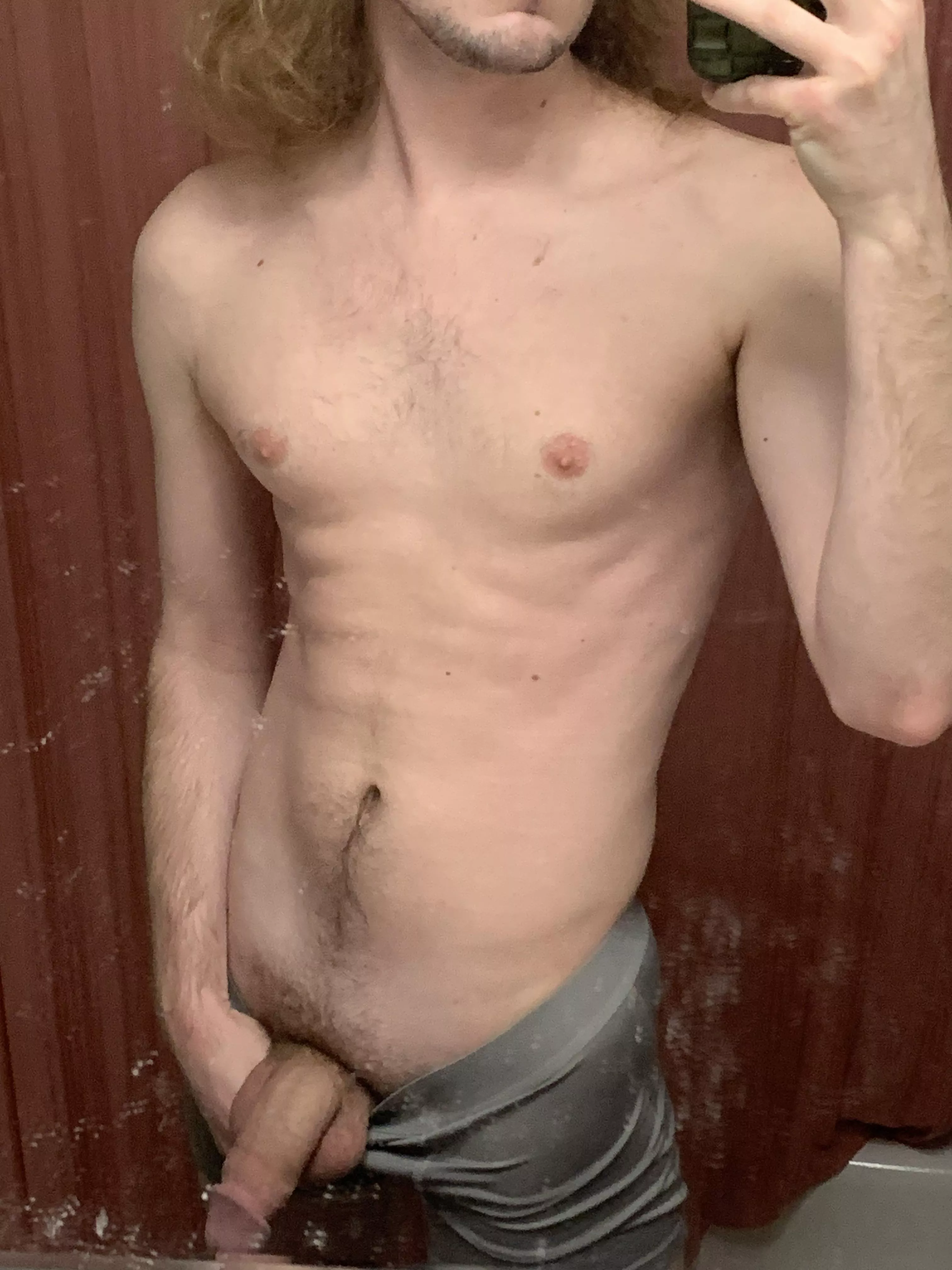 [24] Ignore the dirty mirror 😂 posted by wetherreports