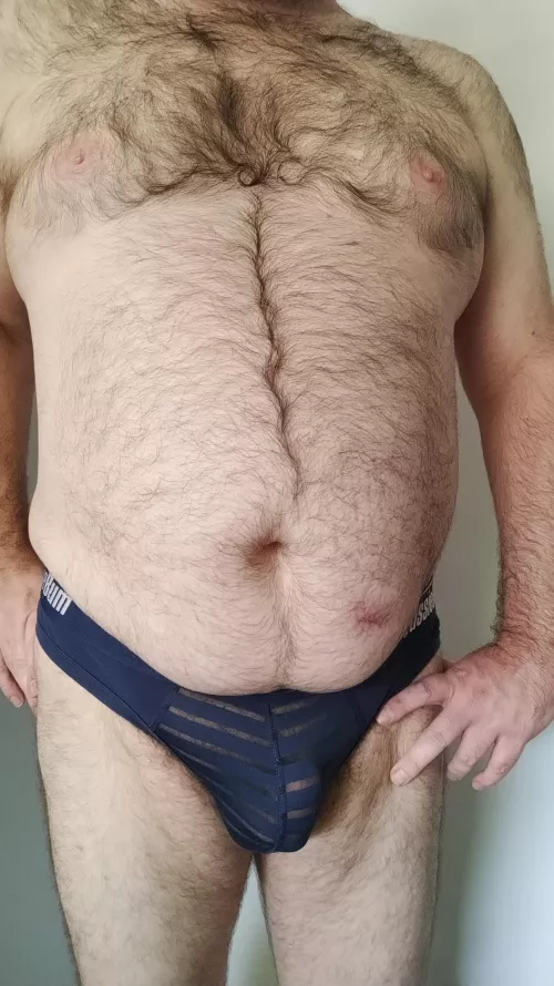 42 Feeling kinda hot and bothered. DMs open. by th1rstyb0y