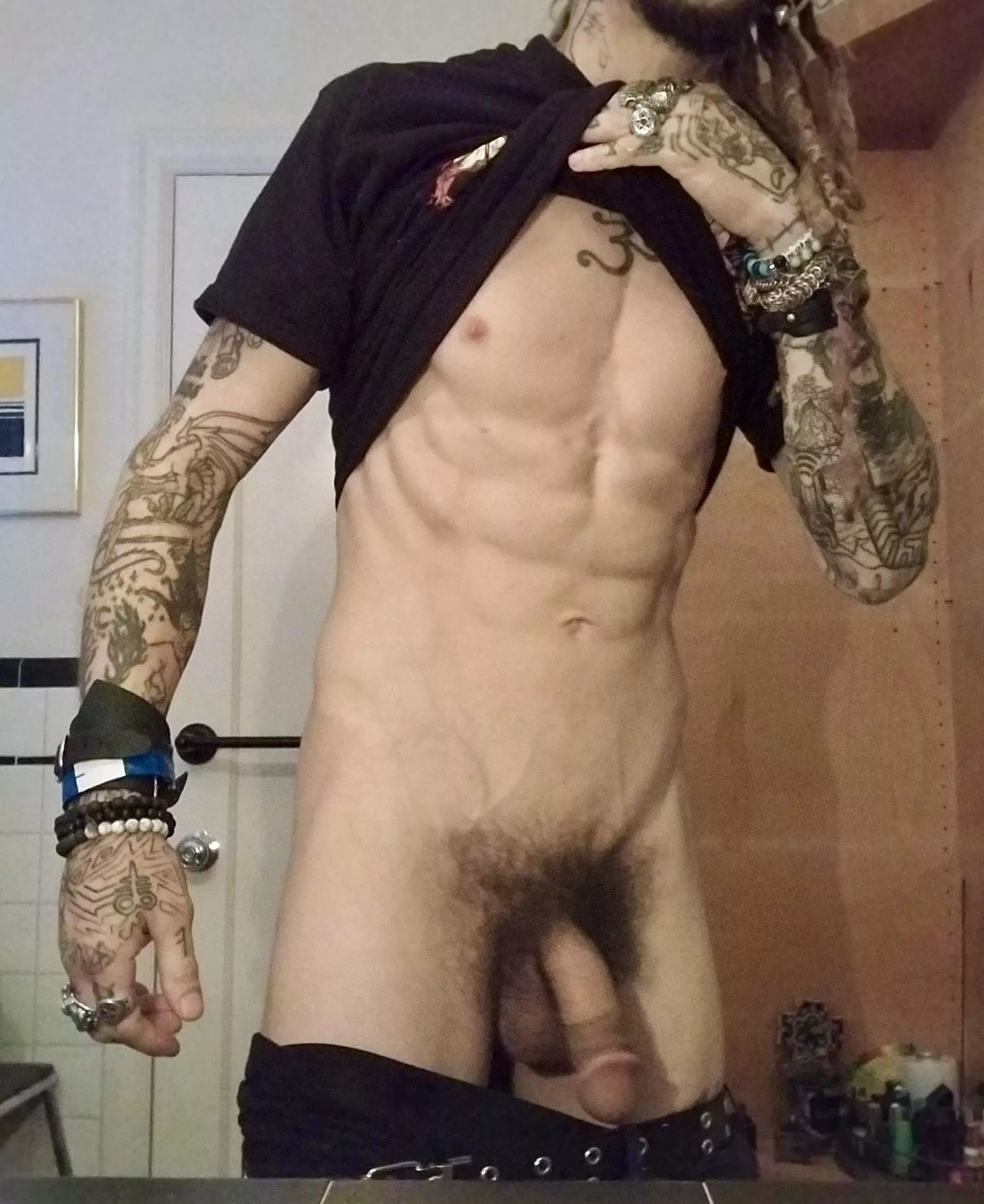 An offering posted by Sgreyt