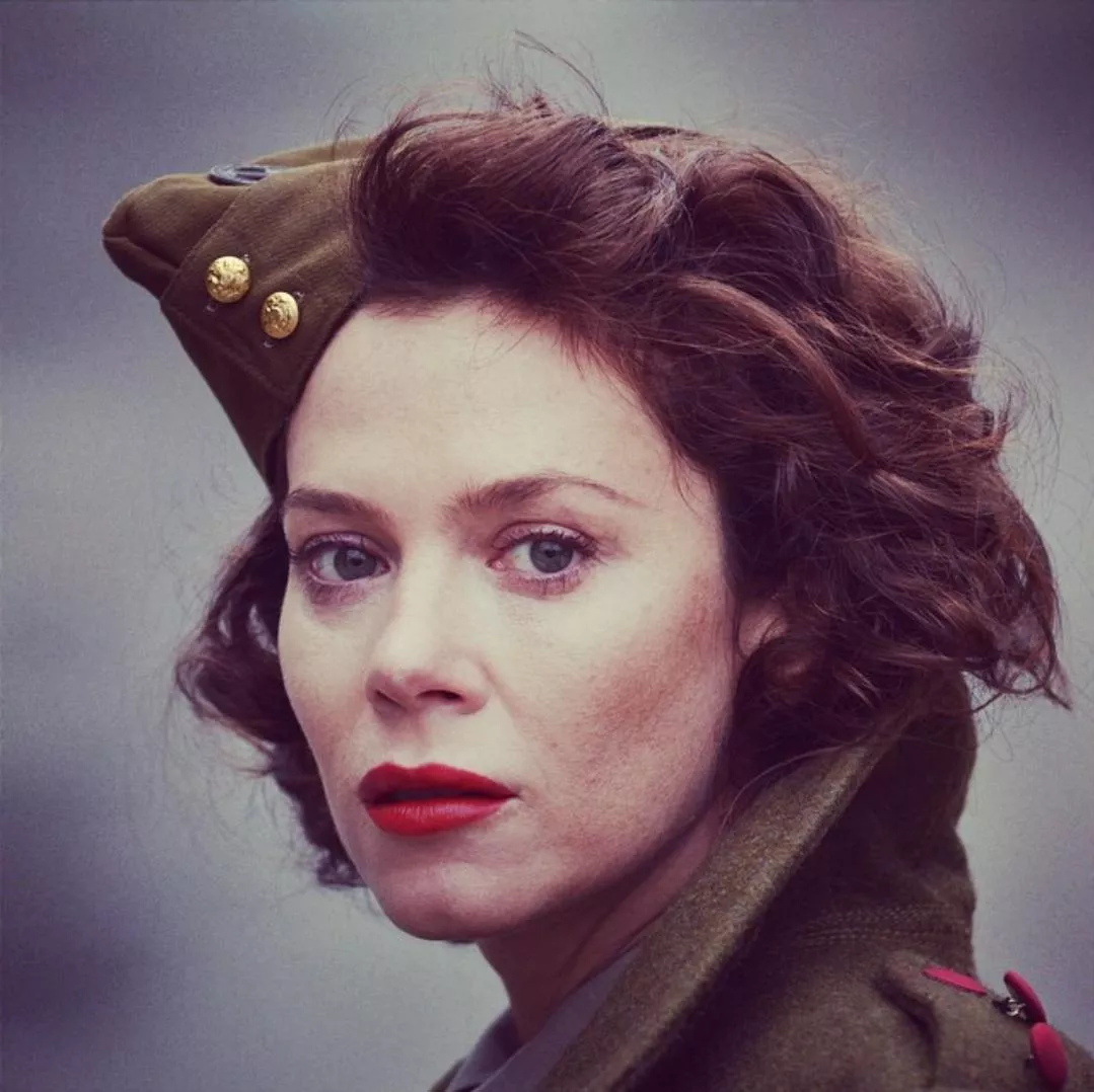Anna Friel posted by shallowAlan