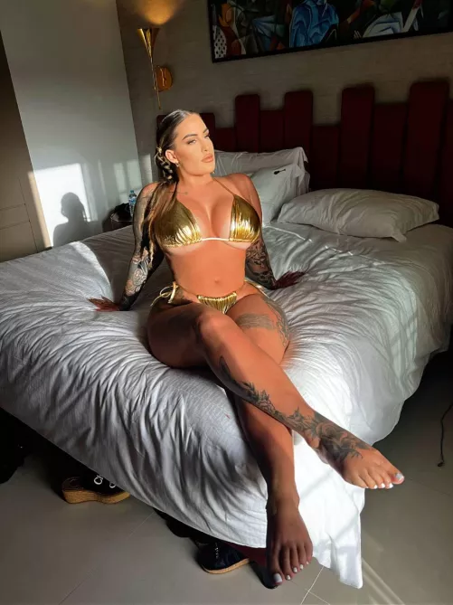 Are we feeling the gold on me? 🤪 by RoadUpper5405