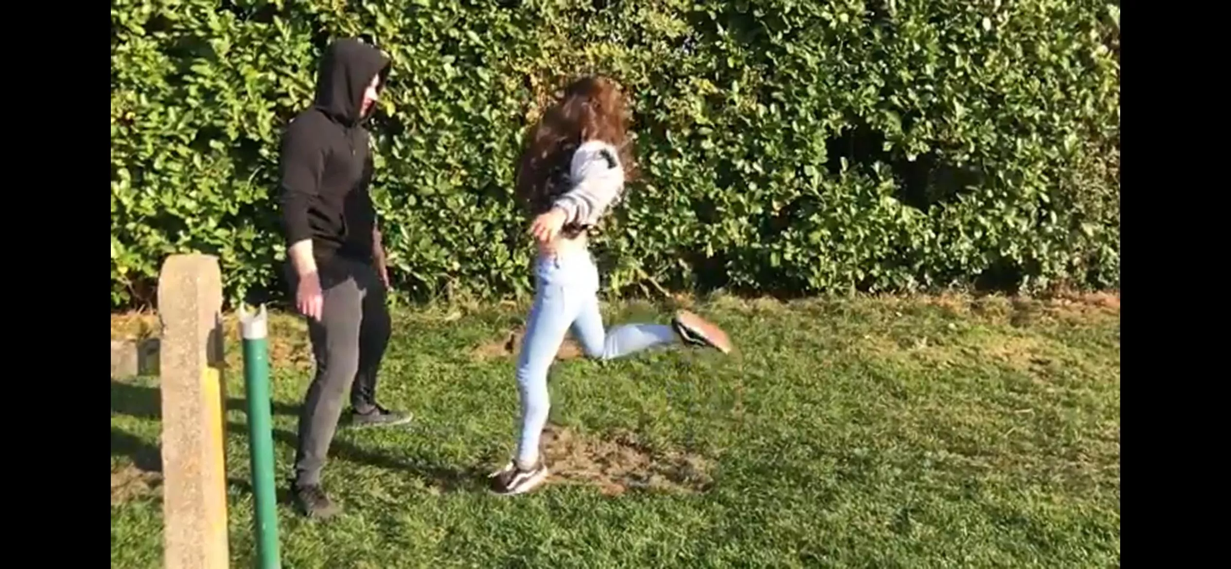 Beautiful Kicking Technique… posted by Dismal_Study