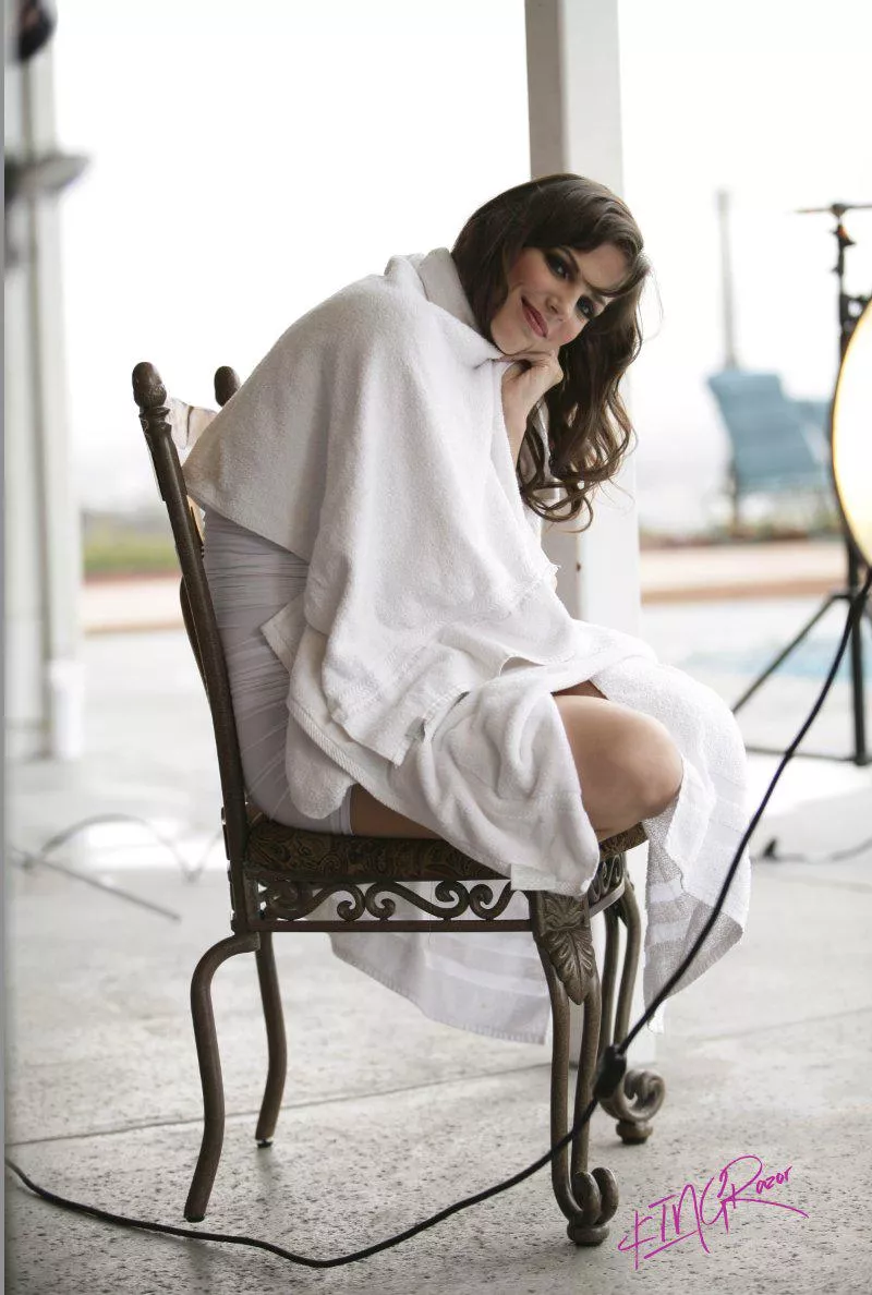 Bobbi Starr... posted by SpunkySpunkyAssGuy