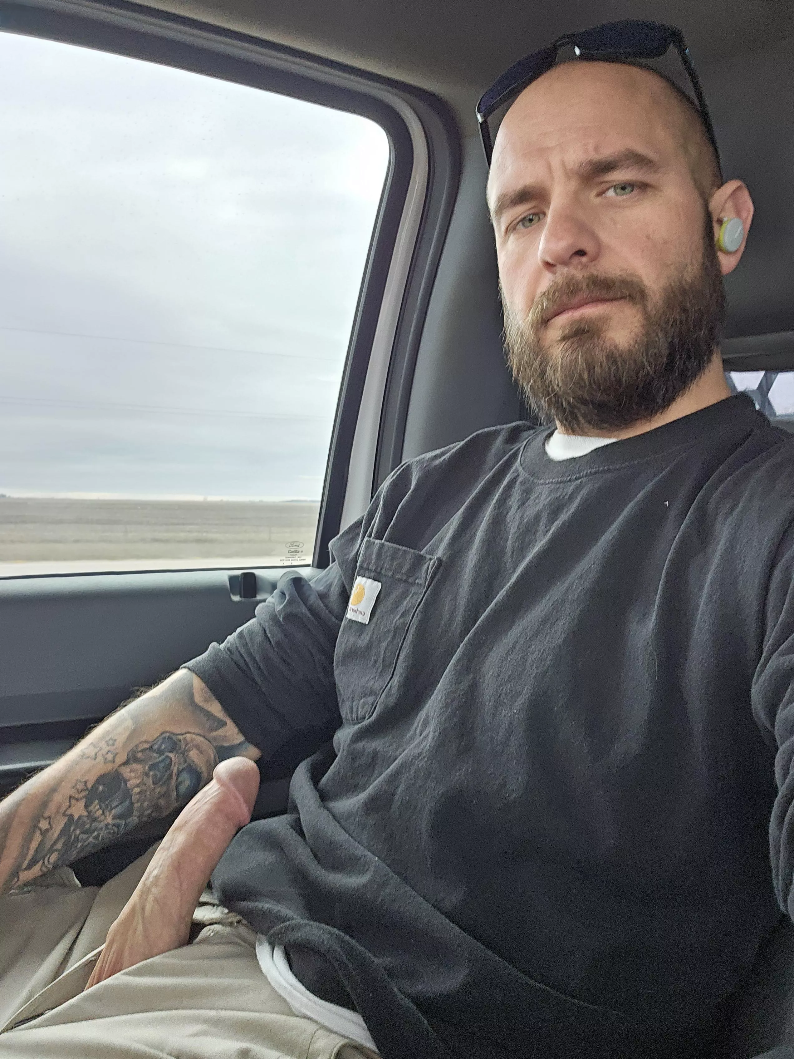 Can you drive a stick? Or are you just gonna pop my clutch? (36) posted by Urnextdoorneighbors