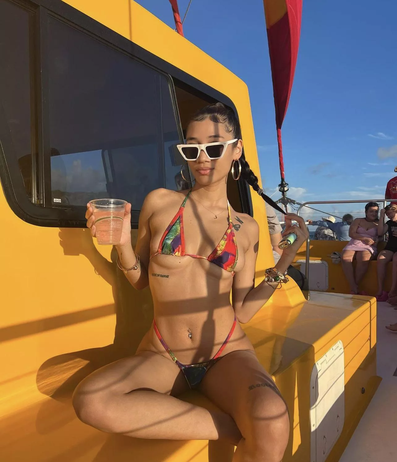 Could I be what you’re looking for? posted by heyitsmilap