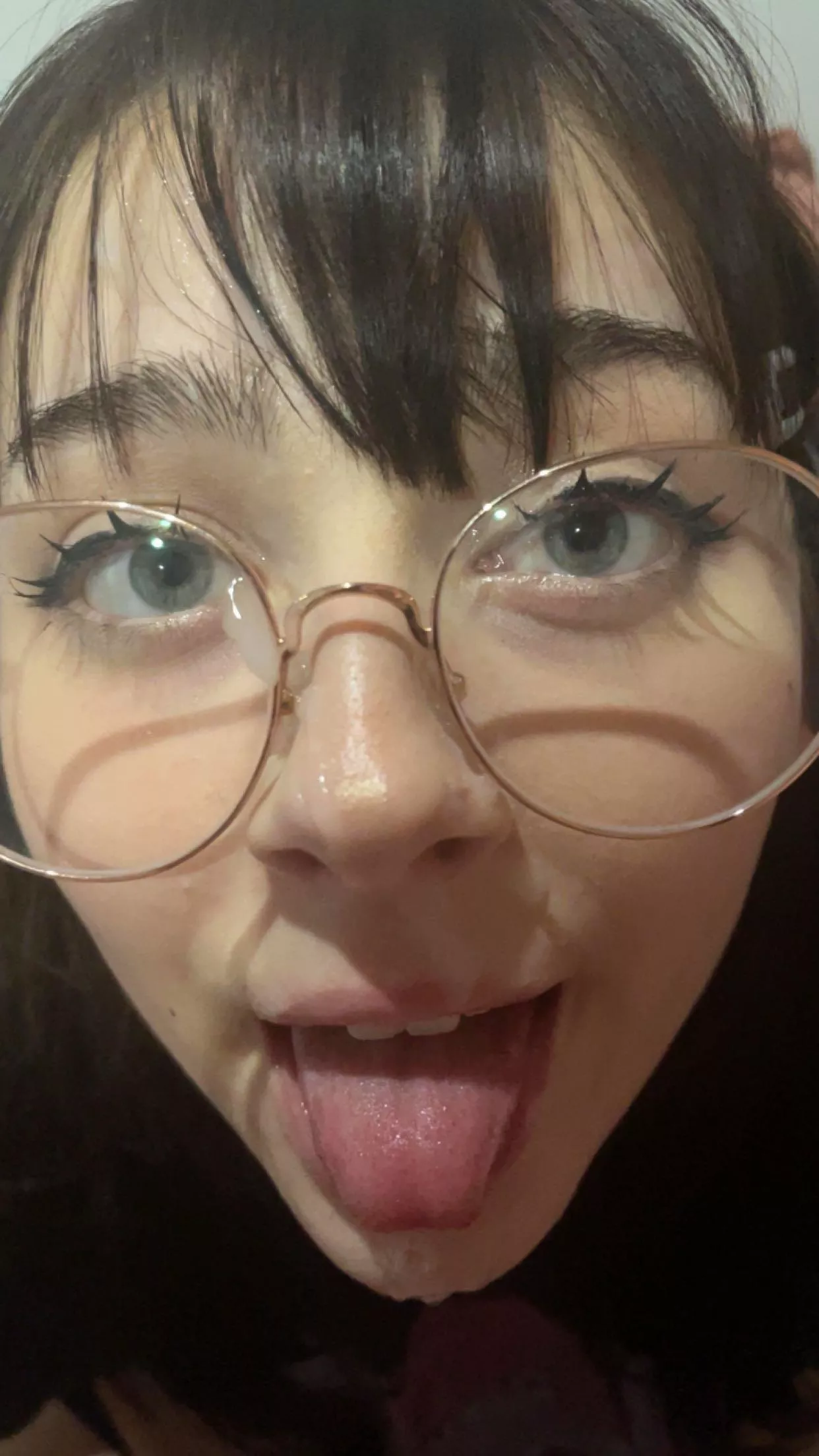 daddyyyy!! you got it on my glasses 😓 posted by lilli_chan