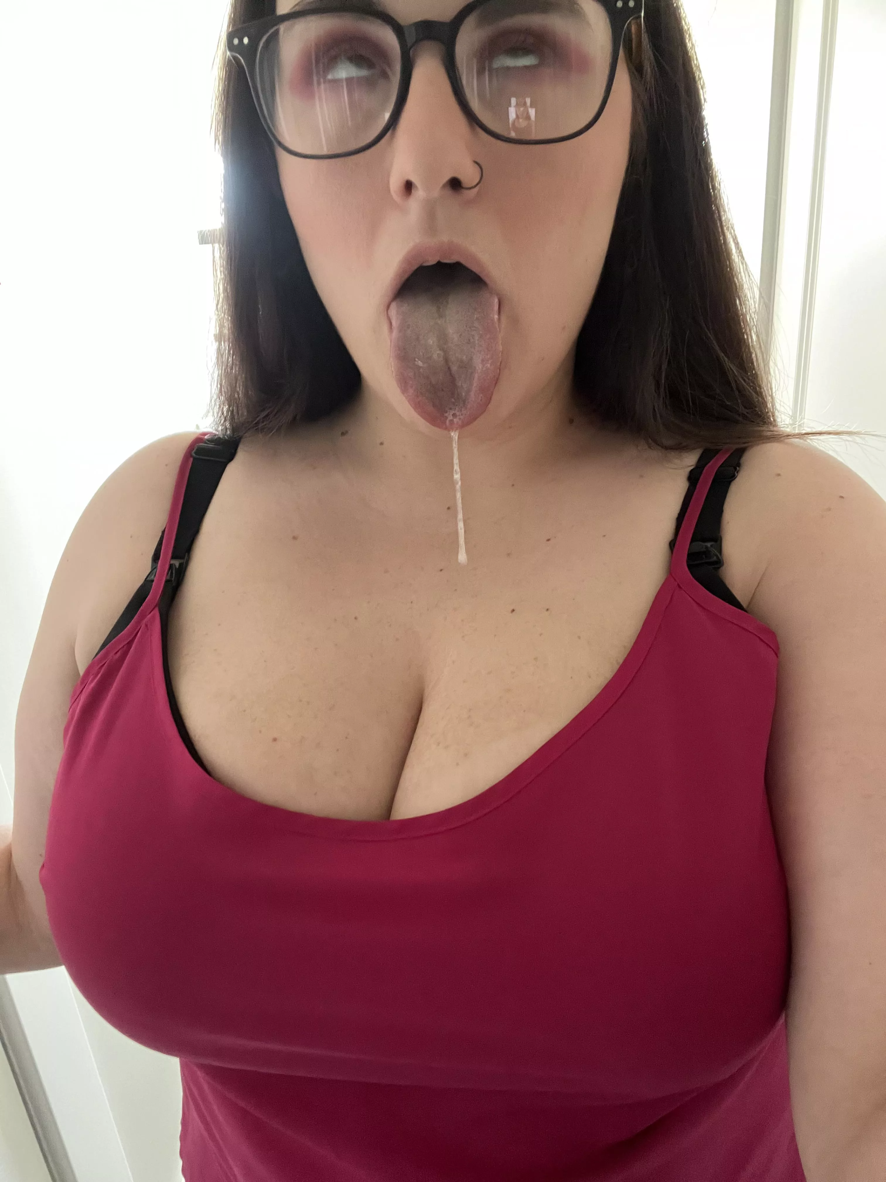 Do you like chubby girls with big tits? posted by Fluffy_Reality95