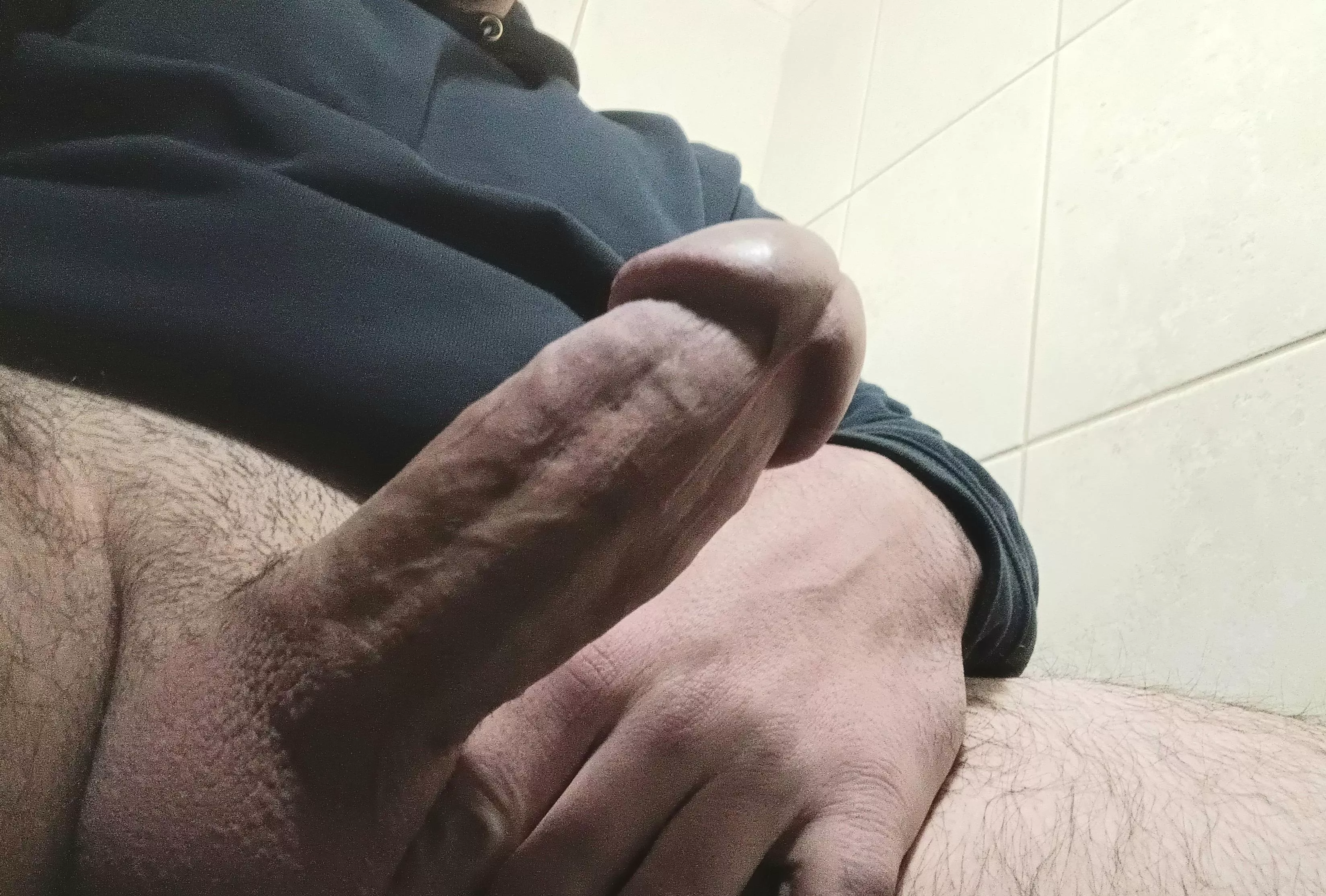 Does girth matter? posted by Direct-Lifeguard-938