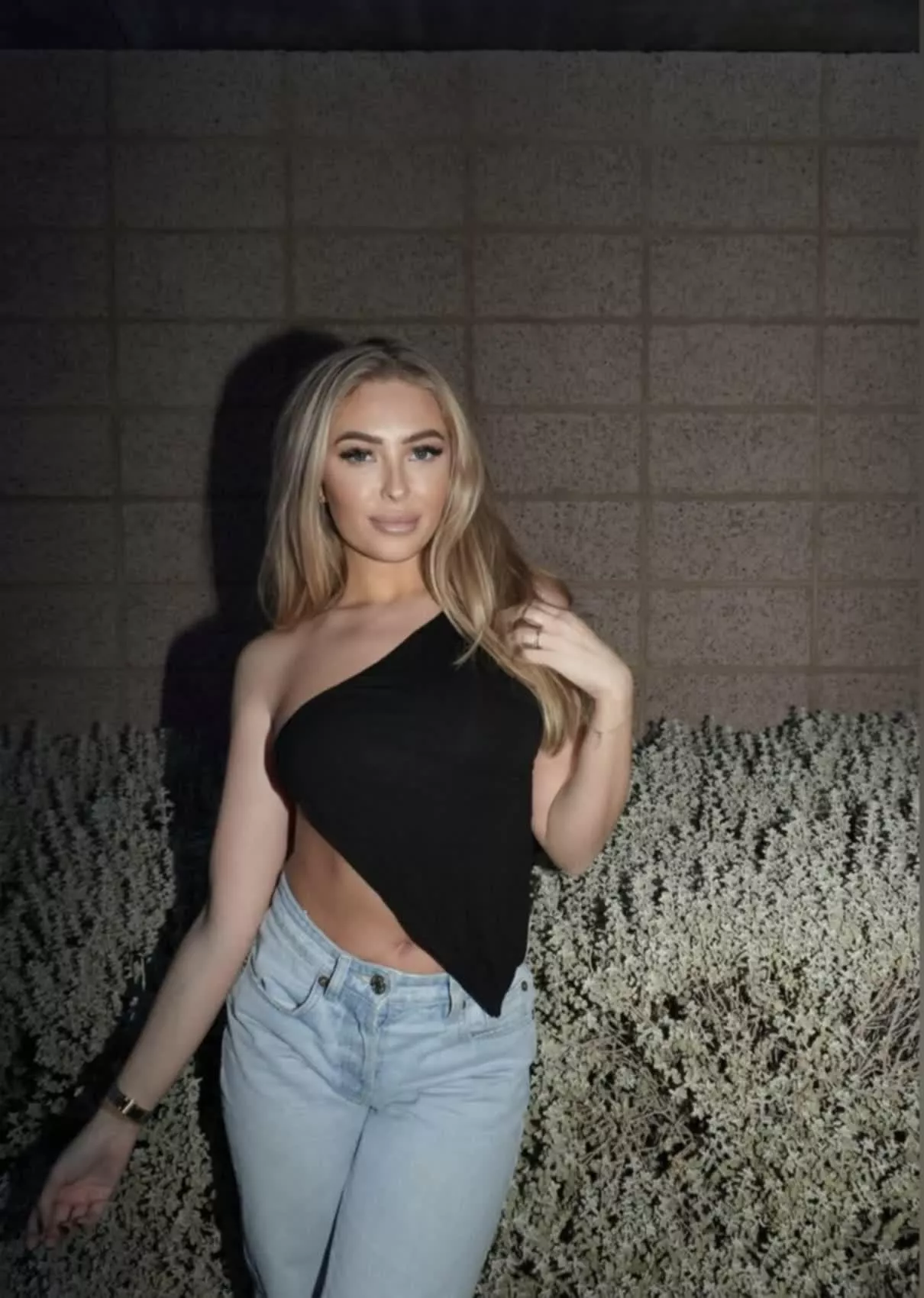 Easily slip on, easily slip off posted by Chocolaty_Ladki