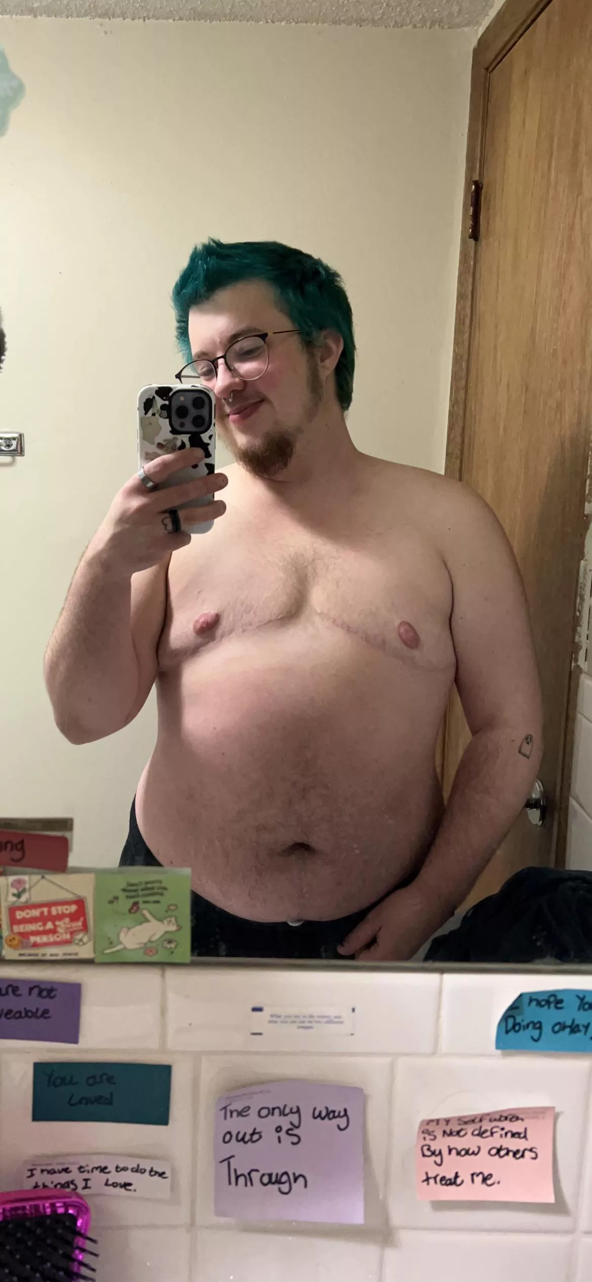 face reveal 🙈 posted by cuntyqueer