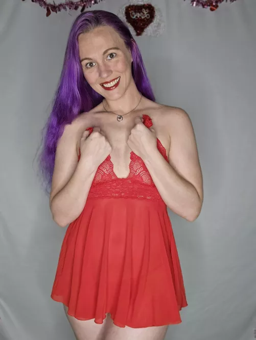 Feeling good in red by xo_Emmarose_xo