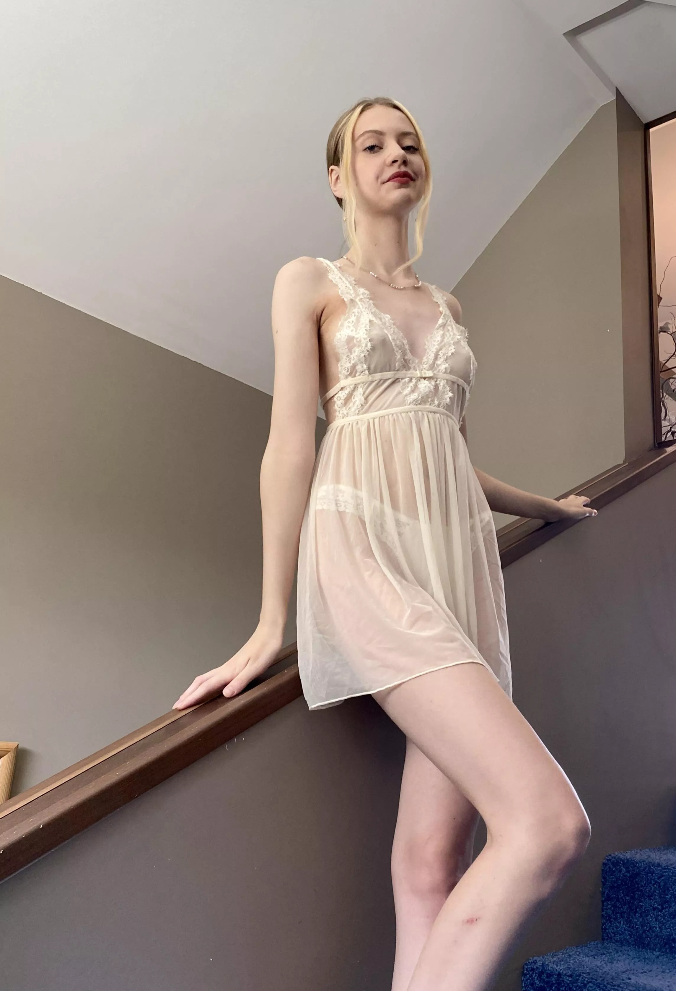 Hmm, I haven't had it on the railing yet posted by aboutclarify